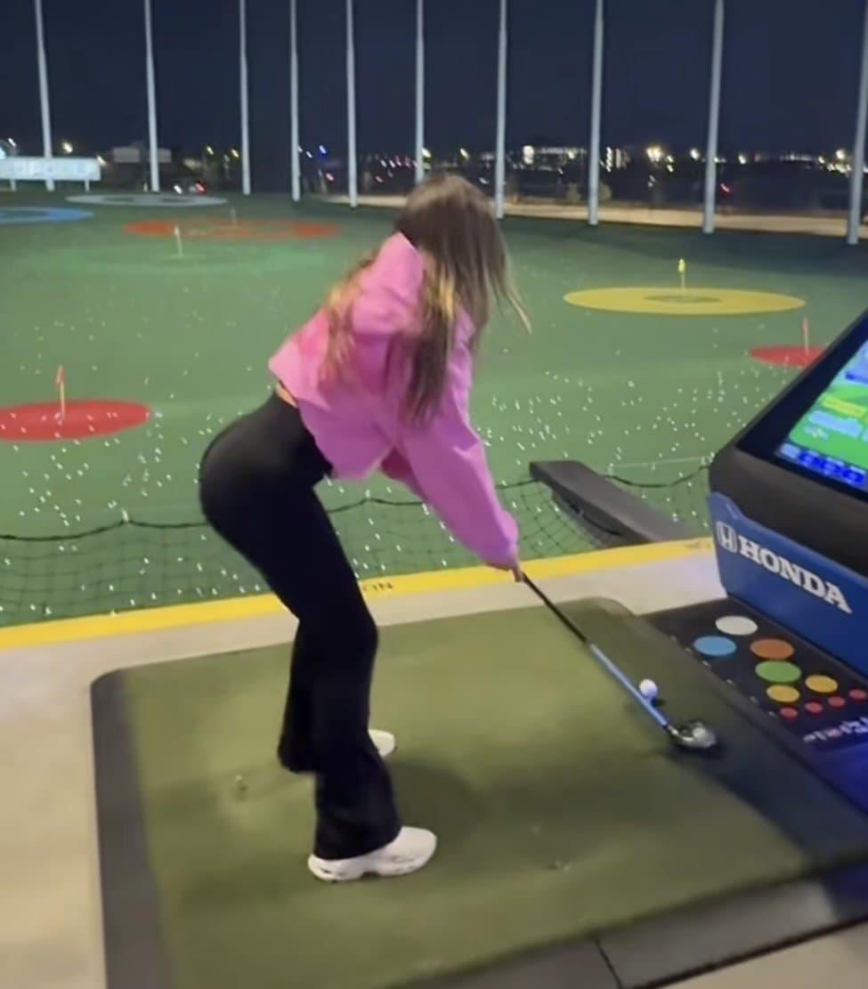 Insane body golf hoe