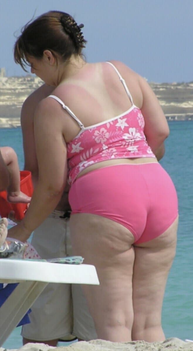 Beached Whales? Whores An Shores? BBWs at the seaside, tasting the spume ;)