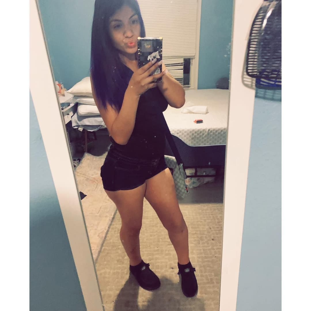 Click to view full size Lelyy boo