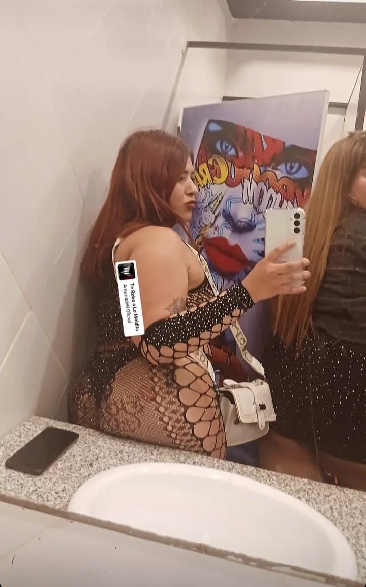 Gordi buena con cara angelical y con tremenda cola parte 2