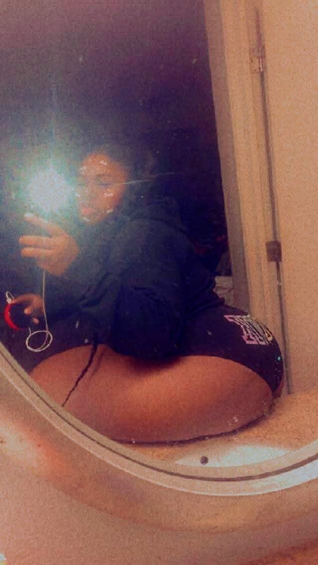 DSL CHOCOLATE EBONY BIG ASS BBW SSBBW PYT GOONER MATERIAL