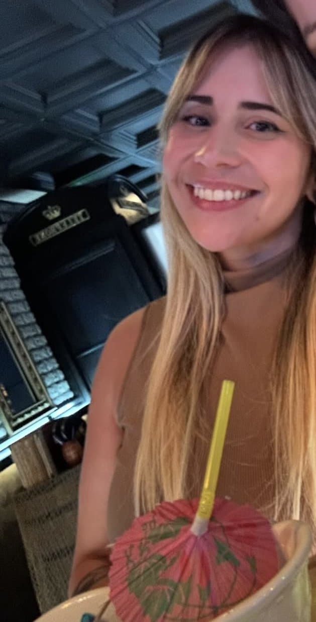 Cuban slut Kaylee loves huge cocks