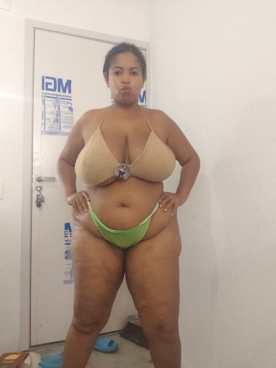 Gislaine gorda rabuda e peituda