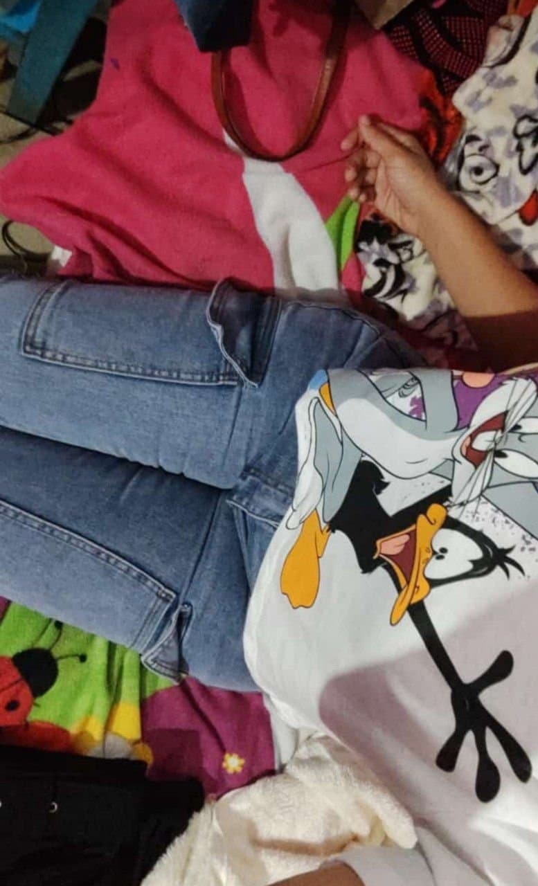 Una santa en la iglesia y una puta en privado ?