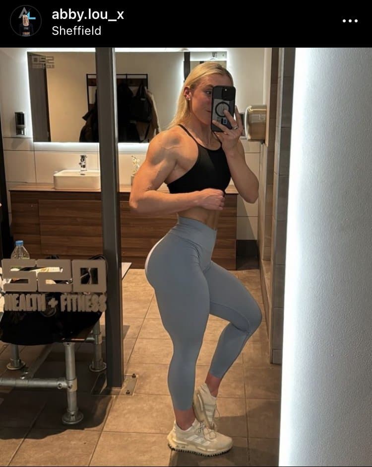 Blonde muscle slut Abby - insta in gallery