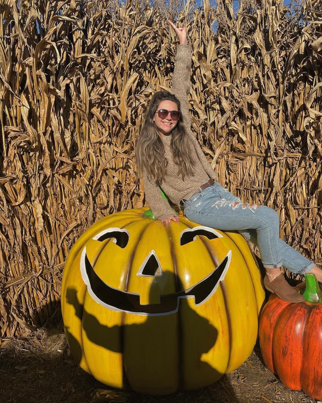 Click to view full size She gives such good head