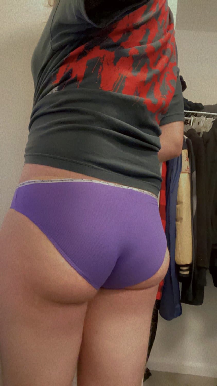 Sissy Femboy Bra/Panty Show