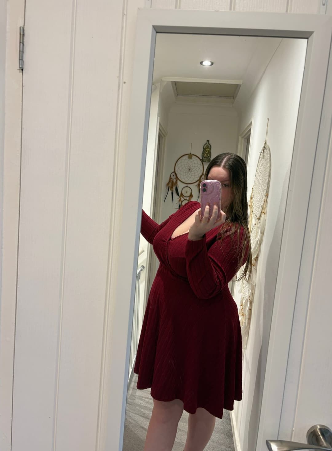 Just a slutty MILF for your viewing pleasure