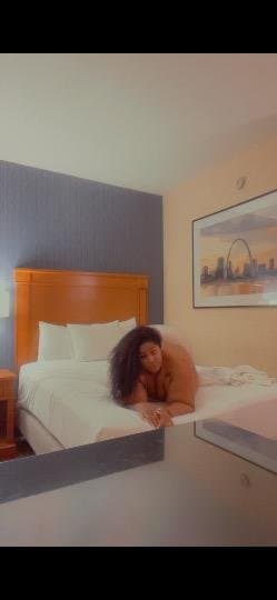 SSBBW NERDY? BUSTY? EBONY?.