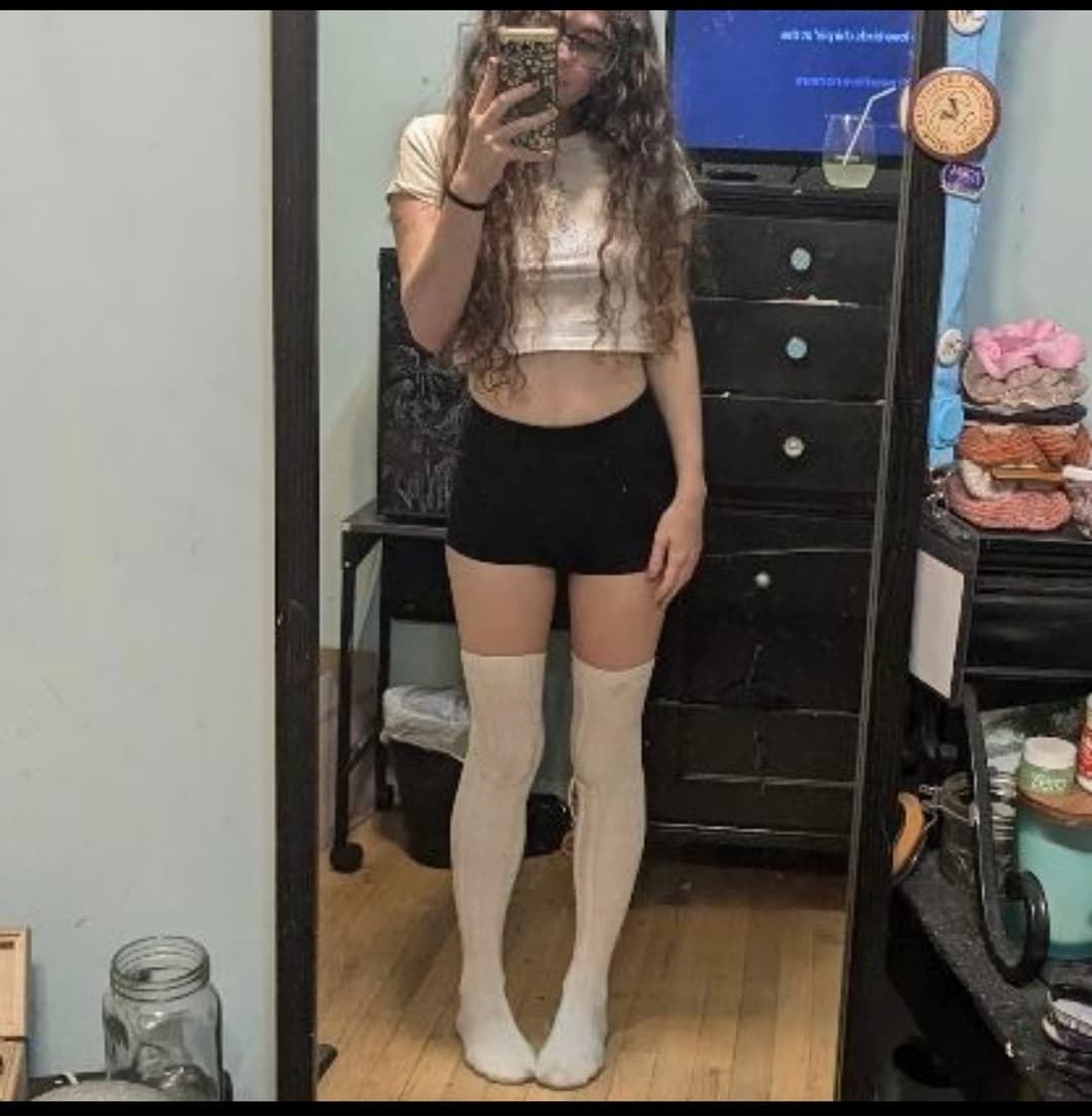 Slave enjoys punishment