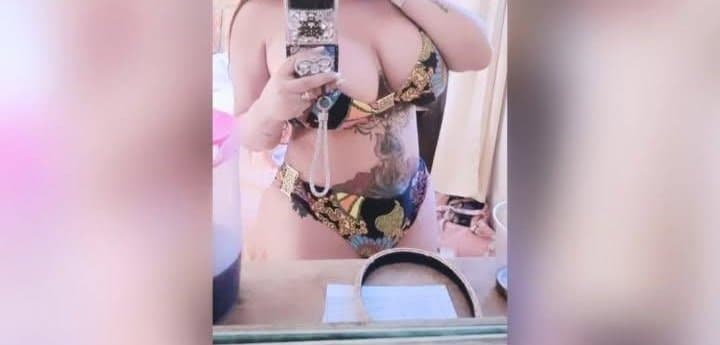 Tetona con cuerpazo??