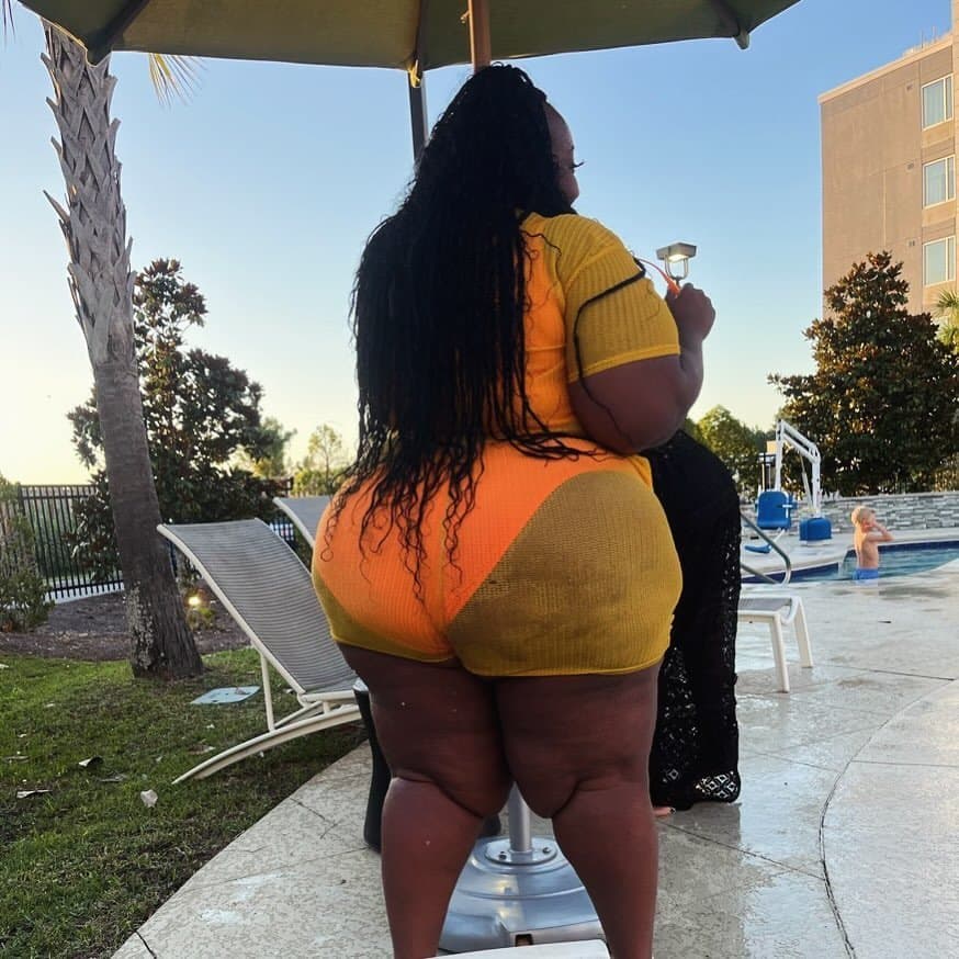 Heavy booty Bbw goon meat