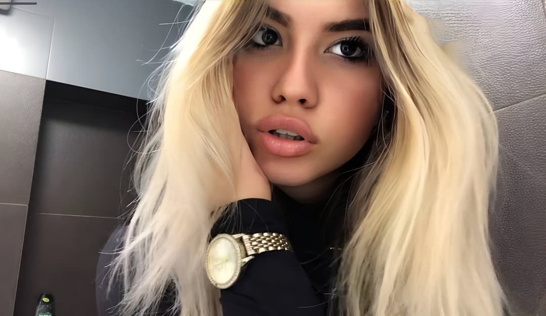 [kik] shsjebbd bimbo ex needs to be fucked hard and pounded till She breaks in