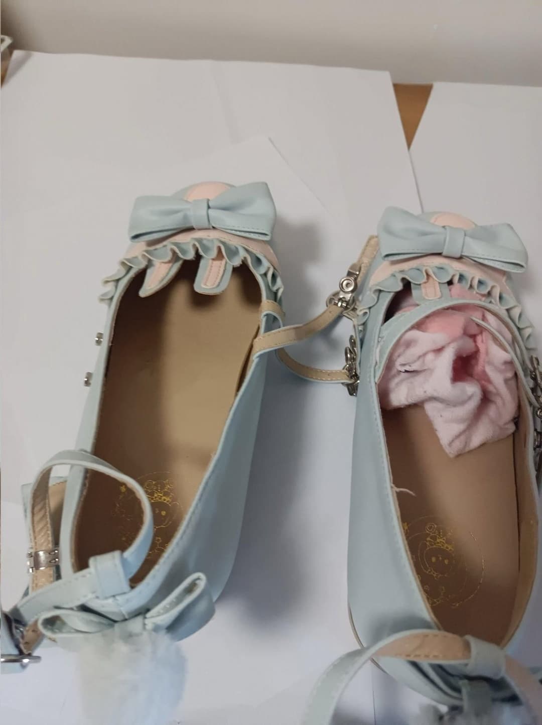 Asian feet / socks and cum filled shoes