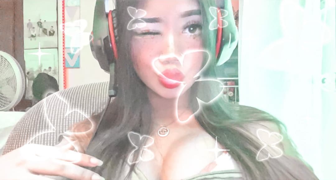 Click to view full size Sexy petite ABG teen Cece