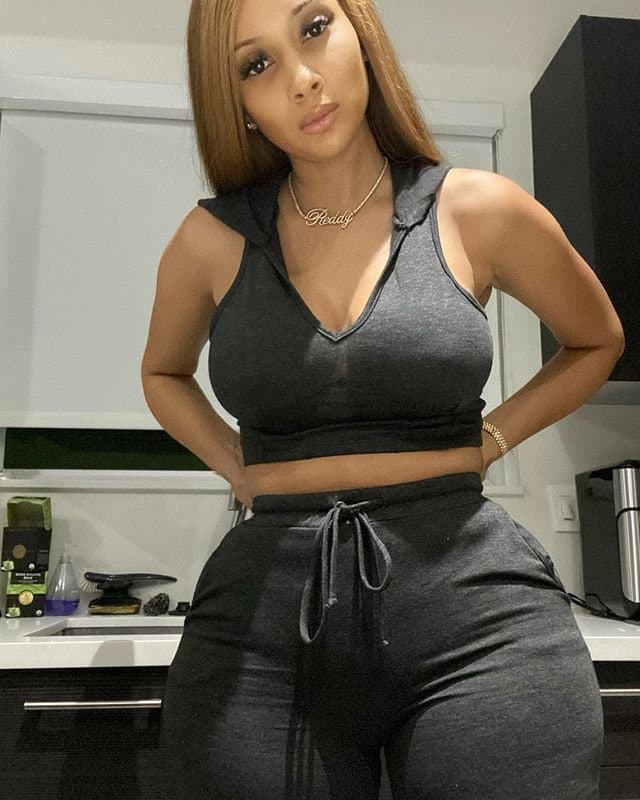 Wanna see her butthole? Call her the N word if you wanna see it.