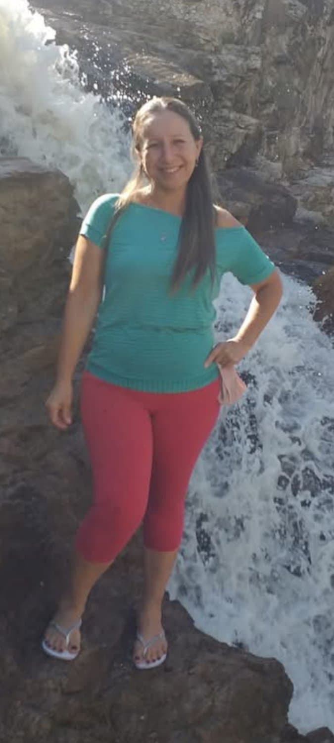 Minha mamãe safada q vontade de comer essa safada q da pra meu primo e meus amigos