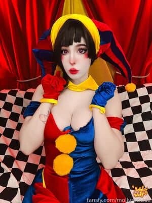 Click to view full size MollyRedWolf