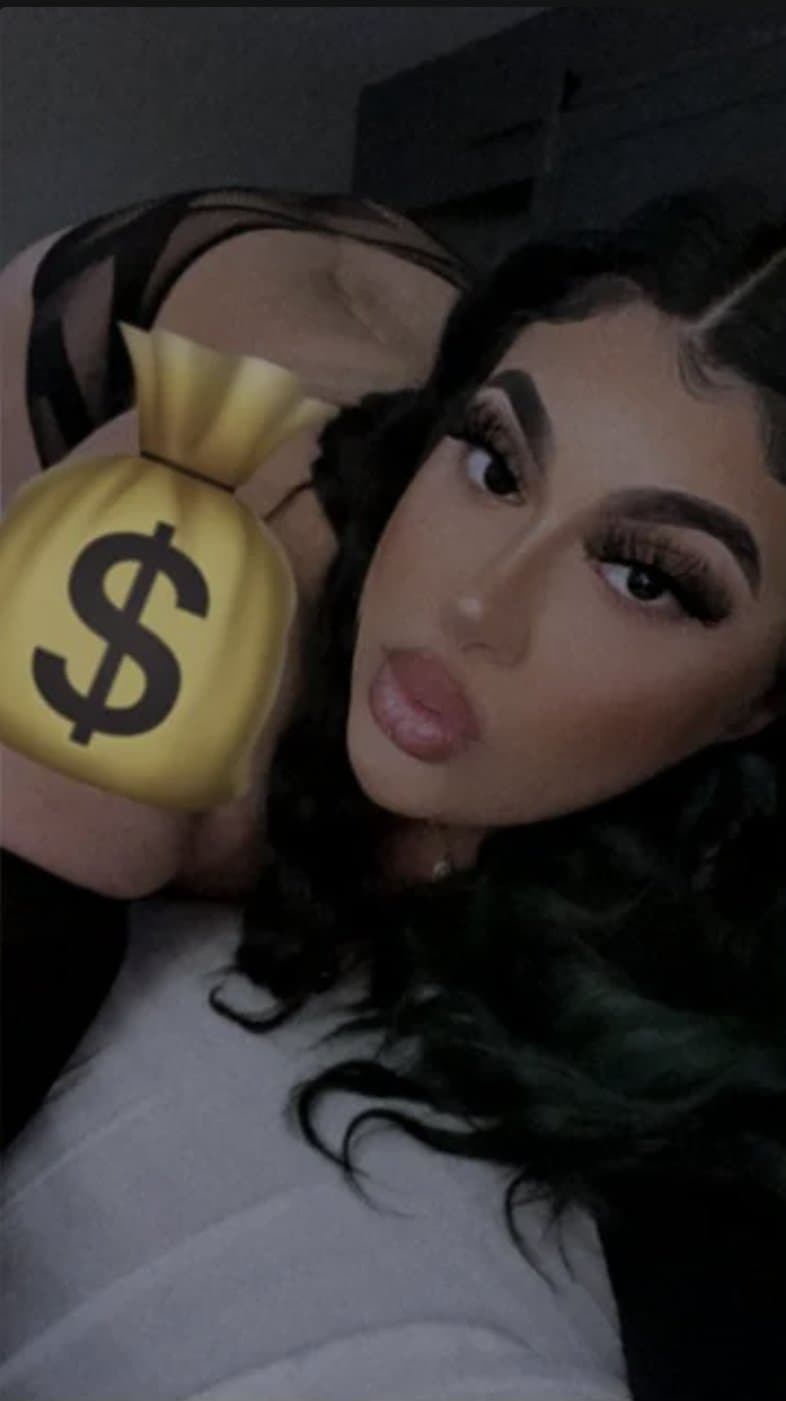 Latina slut would do anything for $$