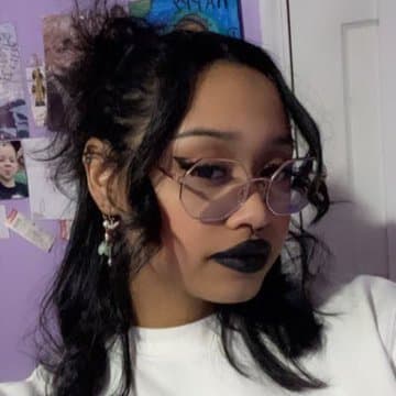 Click to view full size Ex coworker .. shes a lil freak who has a breeding kink