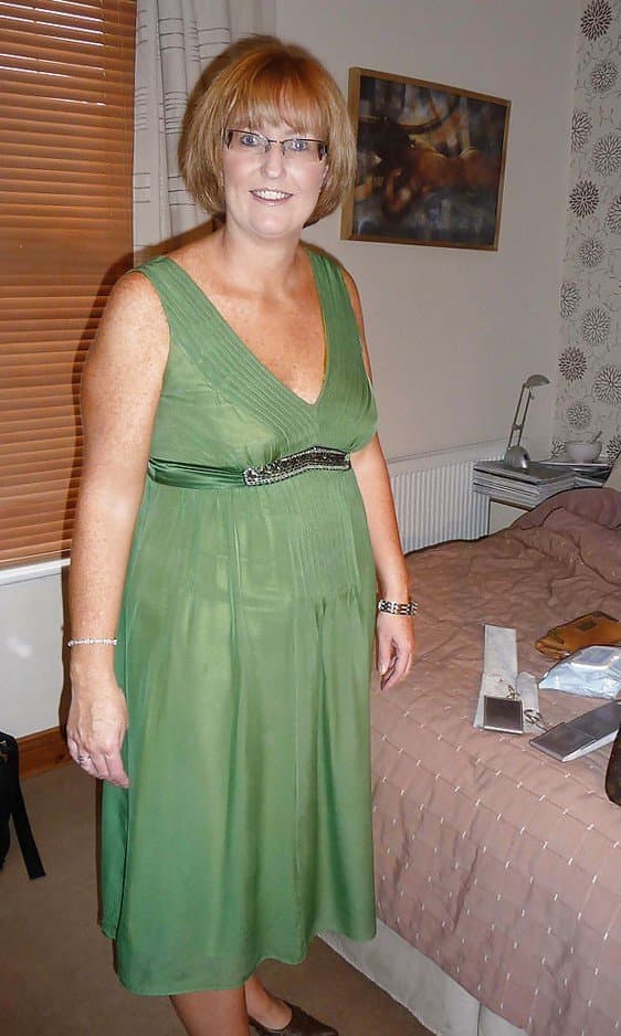 Maria gets her wife and mom cunt fucked part 1