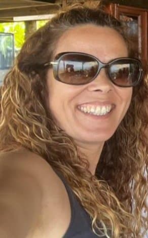 Macu,una mami canaria muy puta ansiosa por una buena polla que la haga gozar como una puta perra