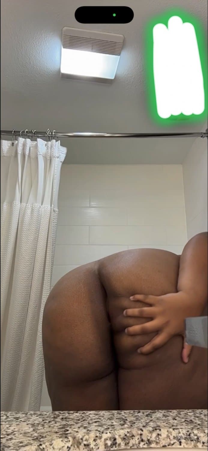 Fat Ugly BBW from Texas twerkin naked on FaceTime