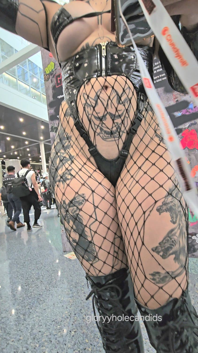 Down by the river. Babes found online. Which ass you choosing ?