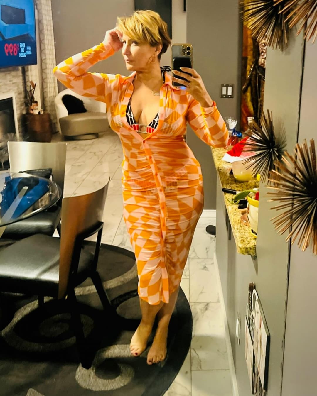 Thick Gilf flight attendant 2