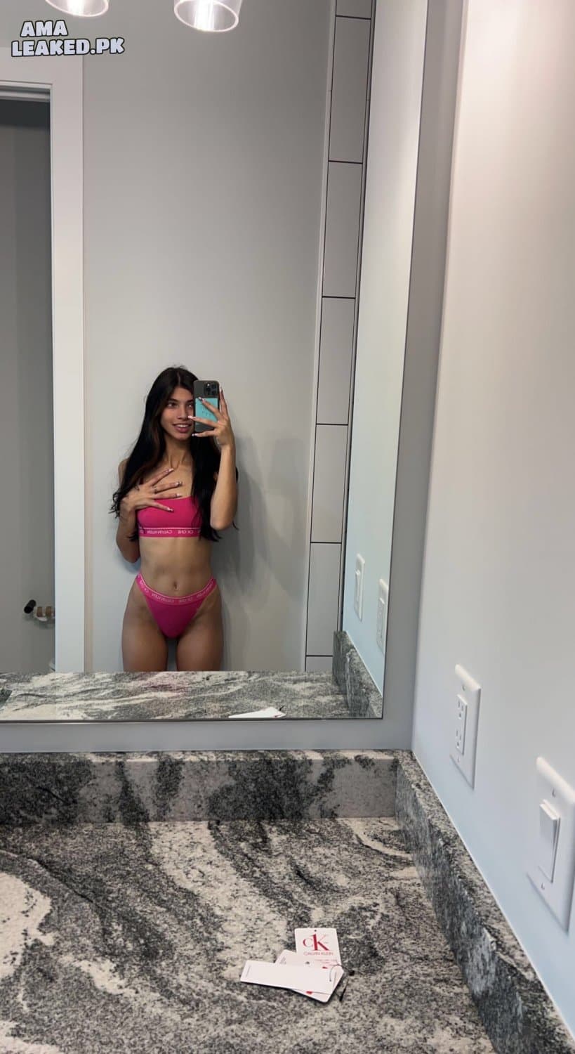 Kenzie Hayes Leaks Part 1