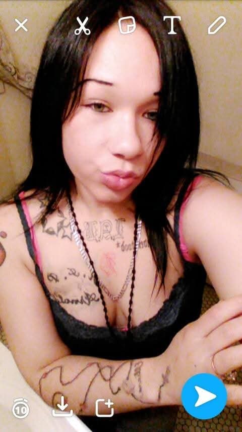 Some pic of a sister that needs some cum in her badly hmu