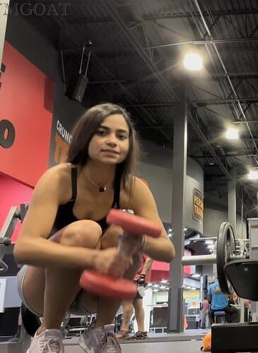 Perfect Latina gum sluts, lots of pics comments please