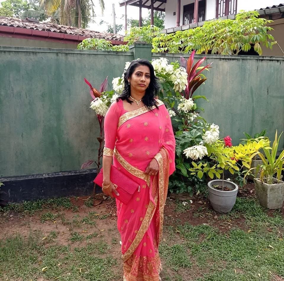 Brown Milfs Undressed - AI Undressed real Milfs