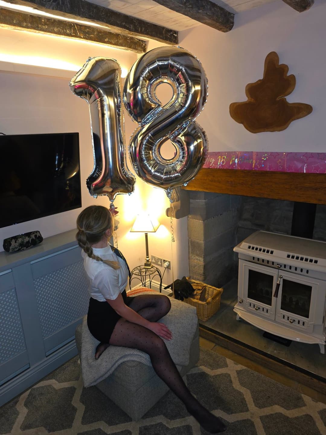 18TH BIRTHDAY HOT UK SCHOOLIE