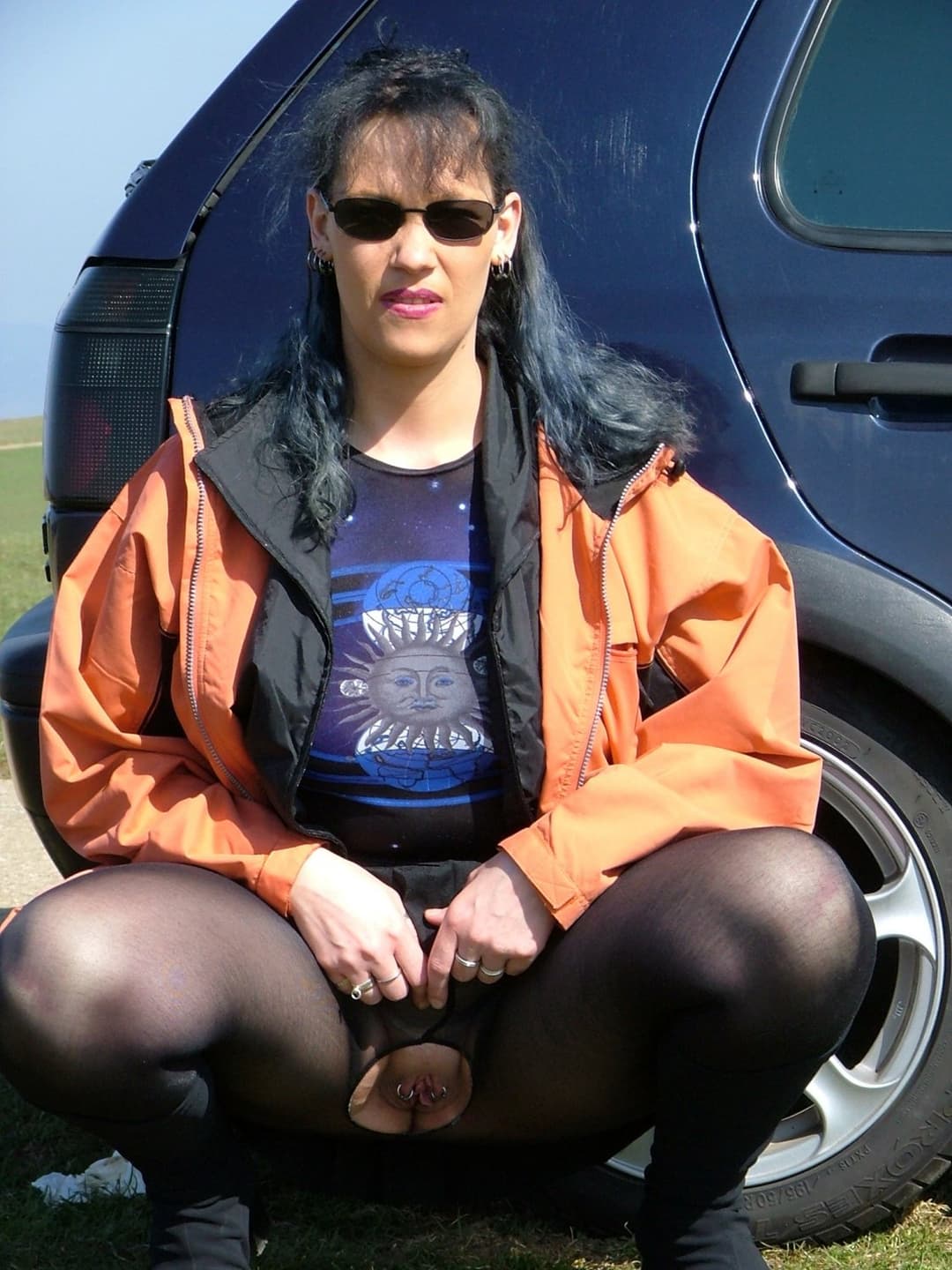 Ouvert Strumpfhose unterm Mini und Outdoor