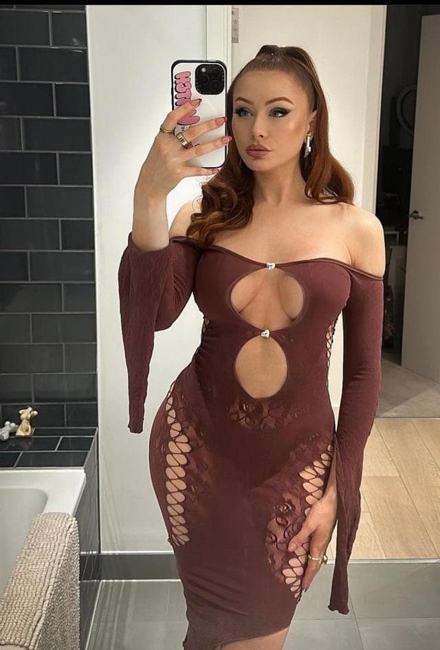 Elz the witch goon for her big tits such perfect chav goon fuel