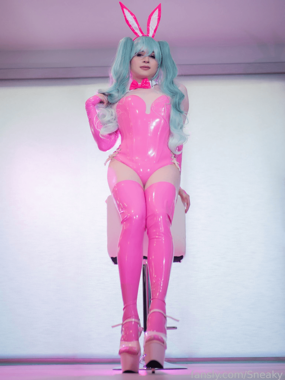 Click to view full size Sne@ky (Fansly) December Update