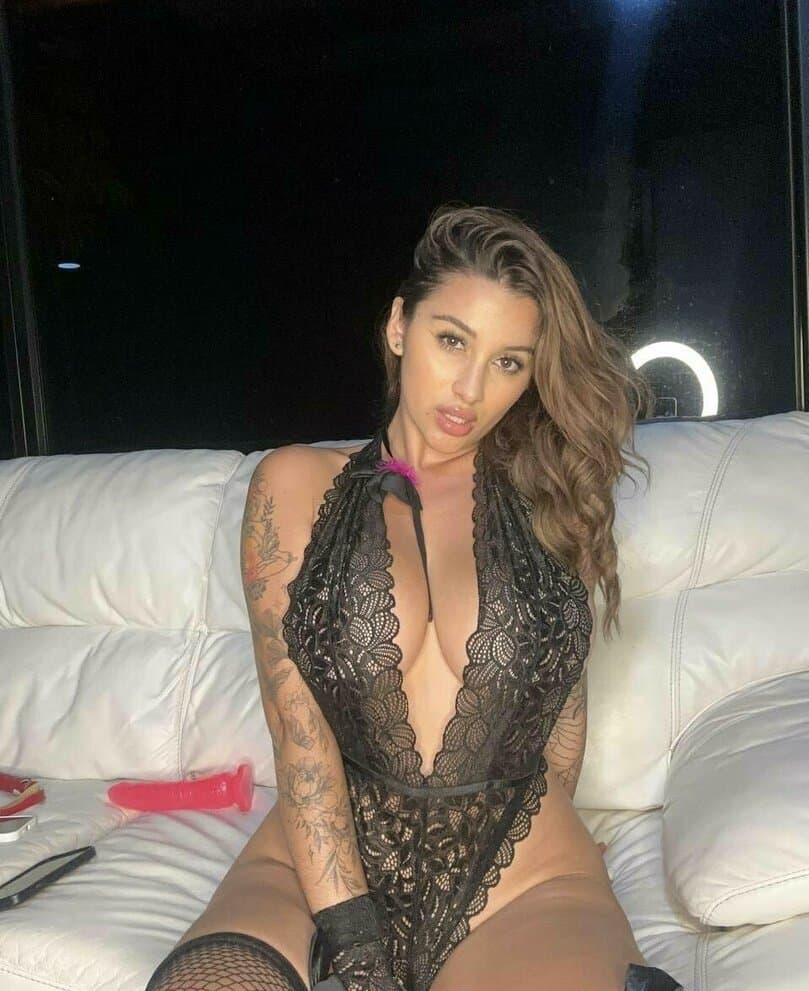 Sexy Big Boobs Tattoo Latina Girlfriend Photoshoot Busty Tits Pussy