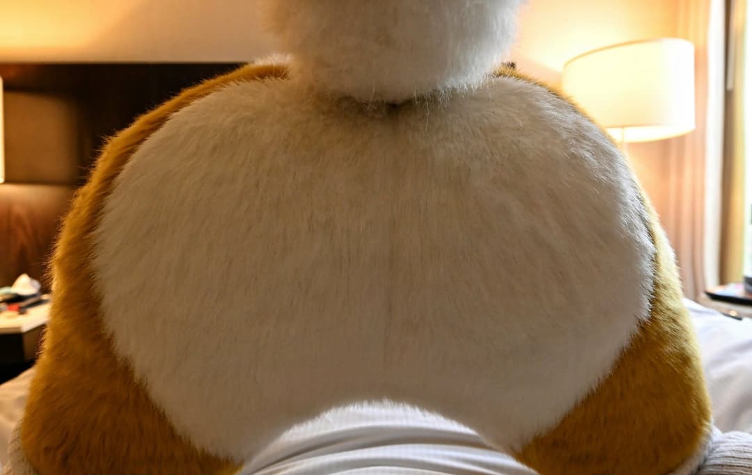 [FURRY/GAS] ?? deer fursuiter teasing and having gas (ļôťûșľâfâŵń/jǎčķâļșťŷļê)