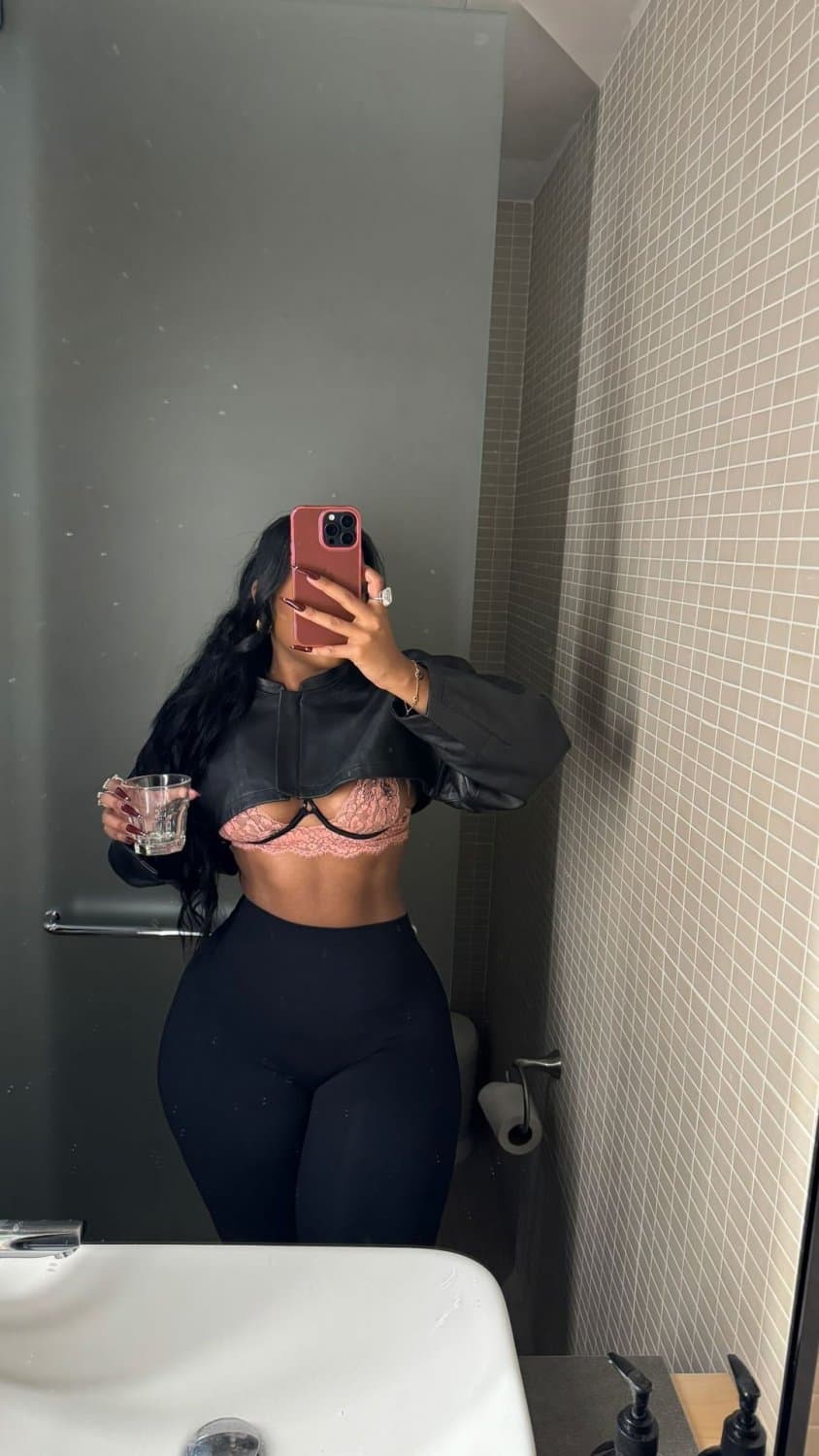 Hands down...best body on the internet