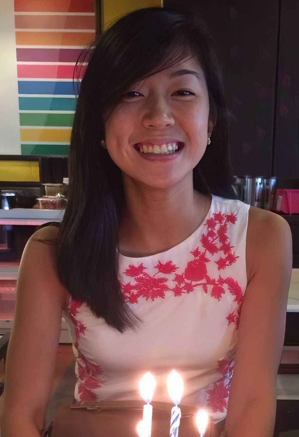 Hot Viet girl filming herself masturbating