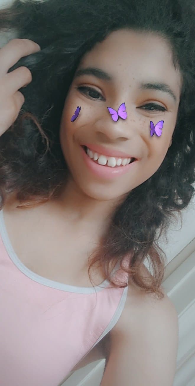 I would bust so fast if she held my sausage in her hand and she just started speaking to it.