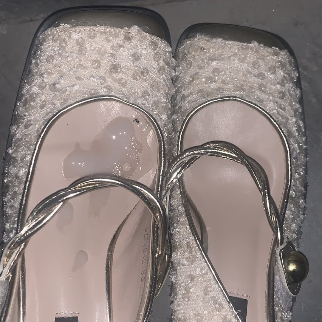 Asian feet / shoes & cum