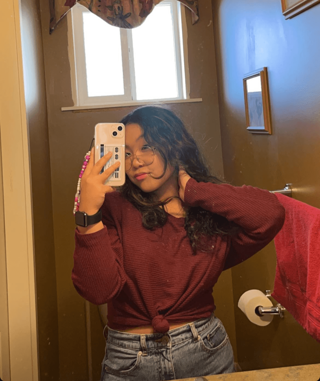 Monique 19 Dm my telegram @Brad_williams to get your girl shown or to see more.