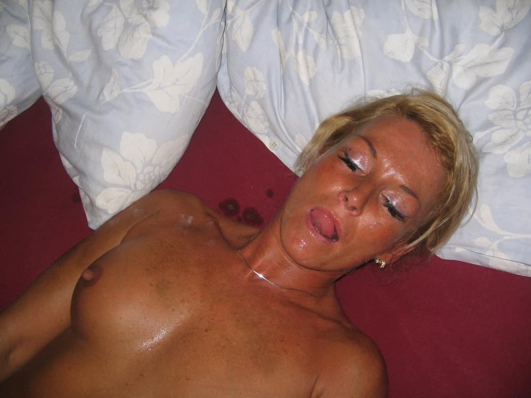 German Naturist Milf - Tanned All Over - Part 2.      (z)