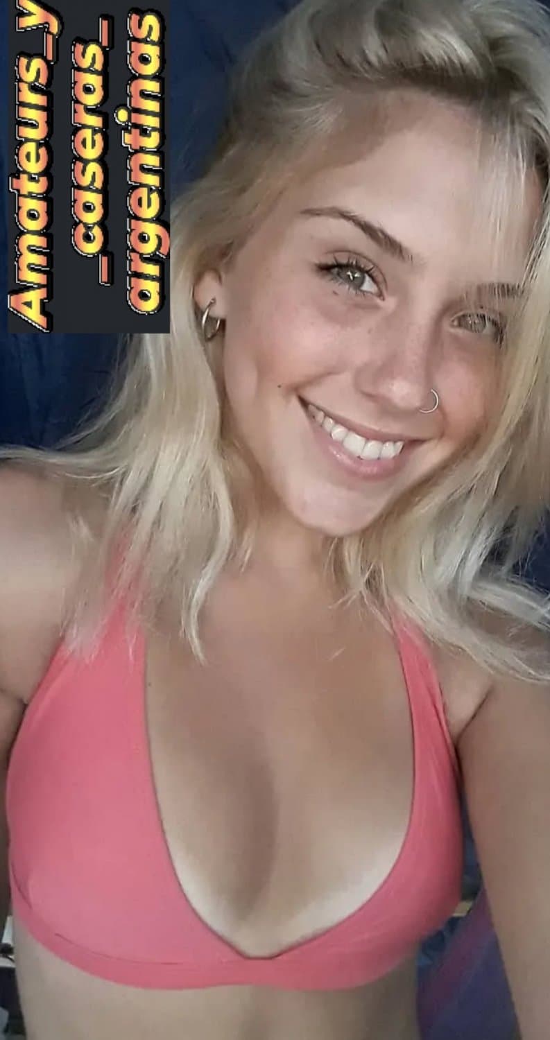 Megapost a pedido de muchos soldados. Una pendeja que se va soltando. V4LEN B0r3lli. Cap 3