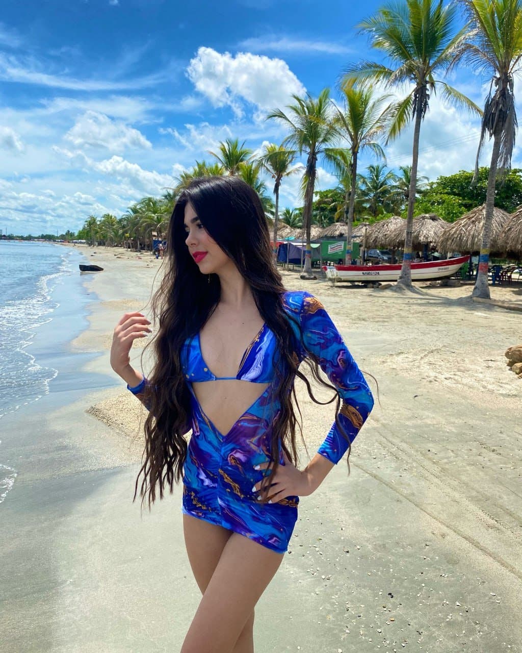 Click to view full size Hot Webslut Latina Teen Gets Cummed In by close friend