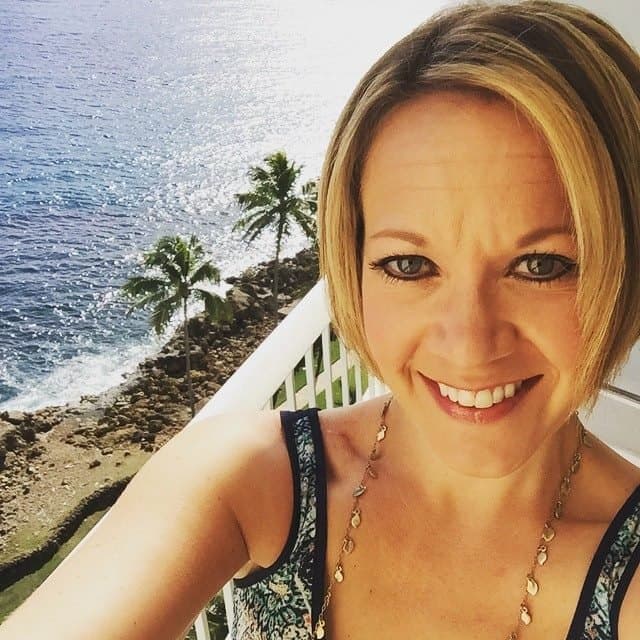 Musician Julie & wholesome Melissa stripped naked at a bar contest circa early 2000’s