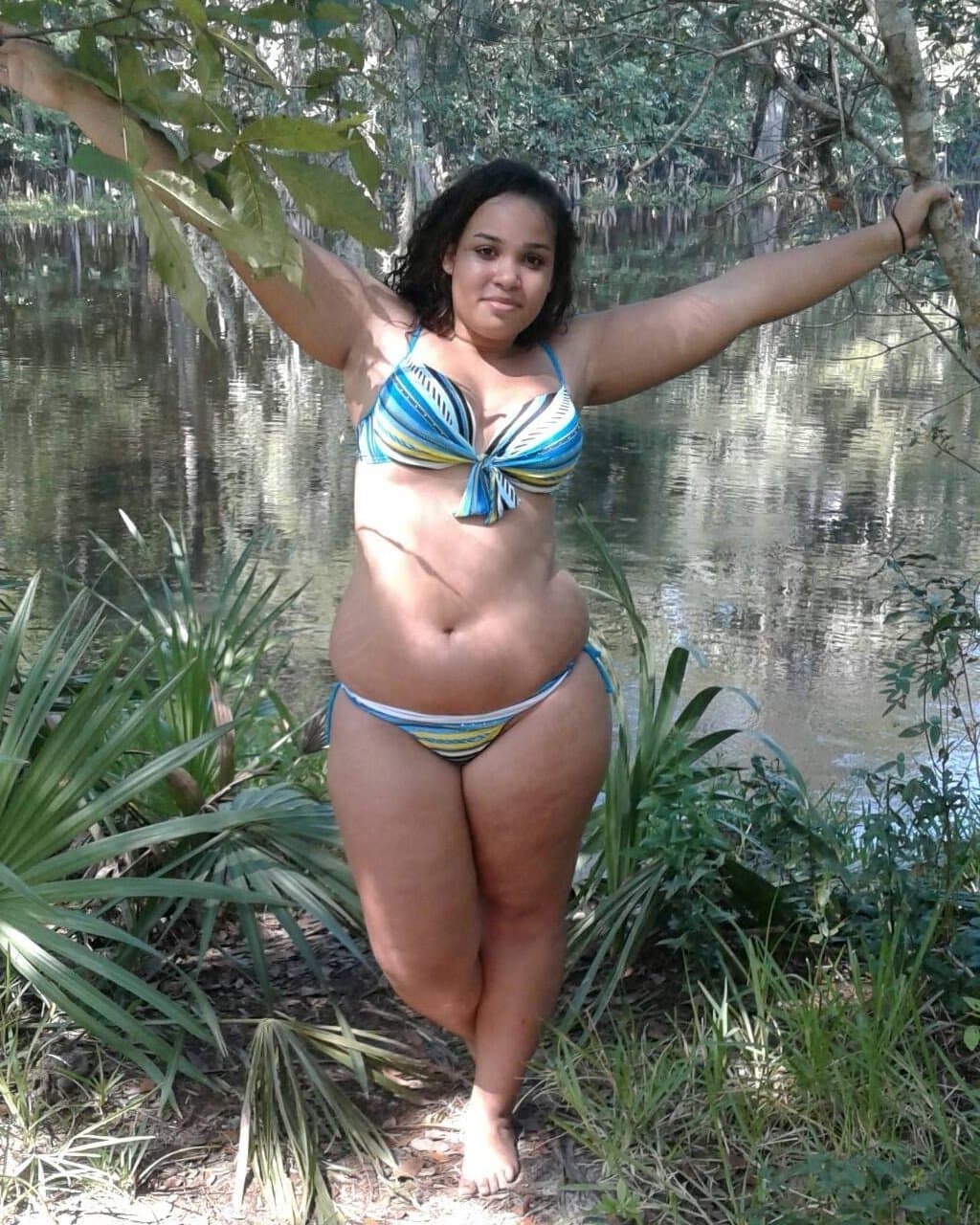 Leaked Cute and Chubby Ebony Girlfriend Gives Handjob and Gets Fingered like A Webslut Whore