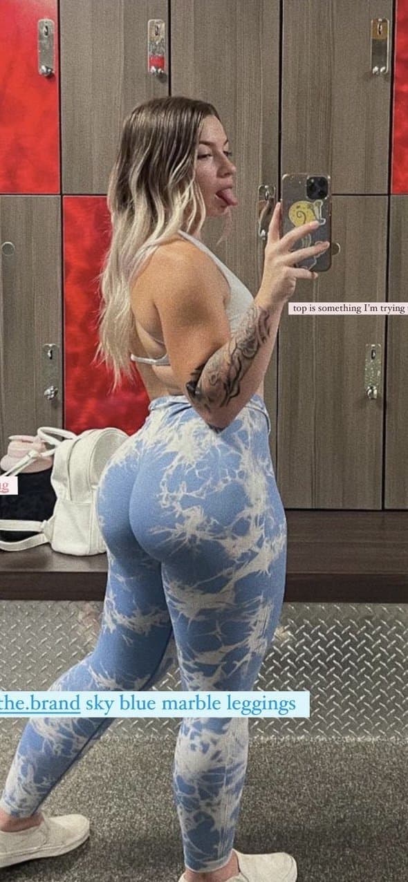 Click to view full size Fitness MILF Skylynn Marrie